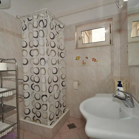 Anastazija Sea View Apartment Omis Exterior photo